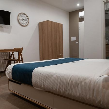 Suite 18 Luxury Apartments Bari Kültér fotó