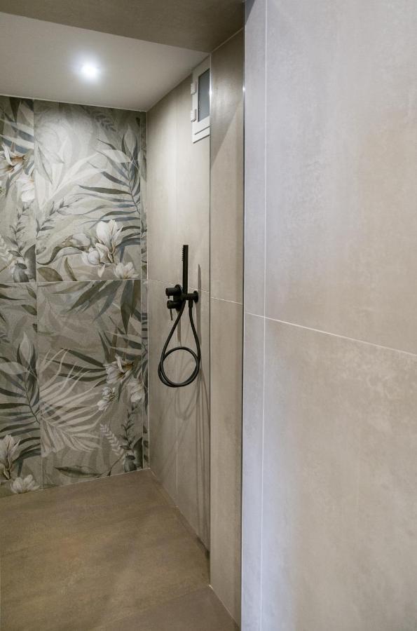 Suite 18 Luxury Apartments Bari Kültér fotó