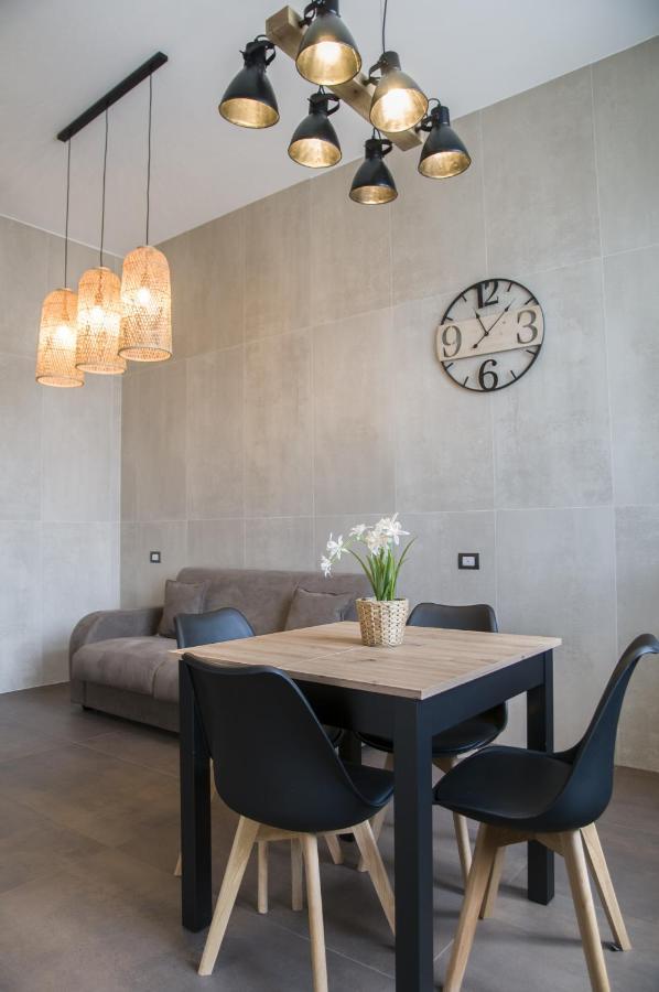 Suite 18 Luxury Apartments Bari Kültér fotó