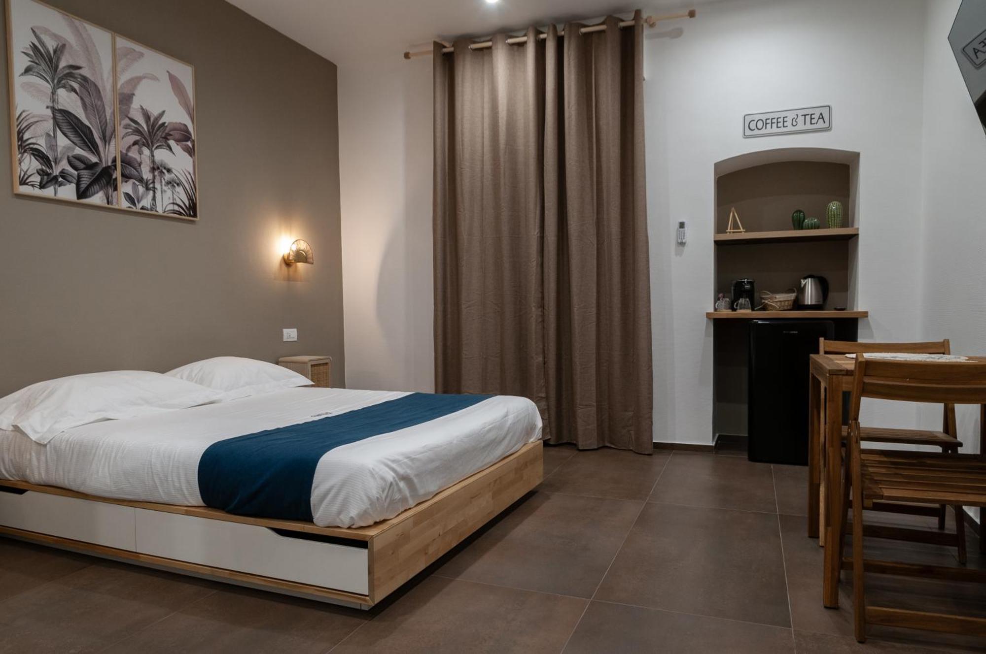 Suite 18 Luxury Apartments Bari Kültér fotó