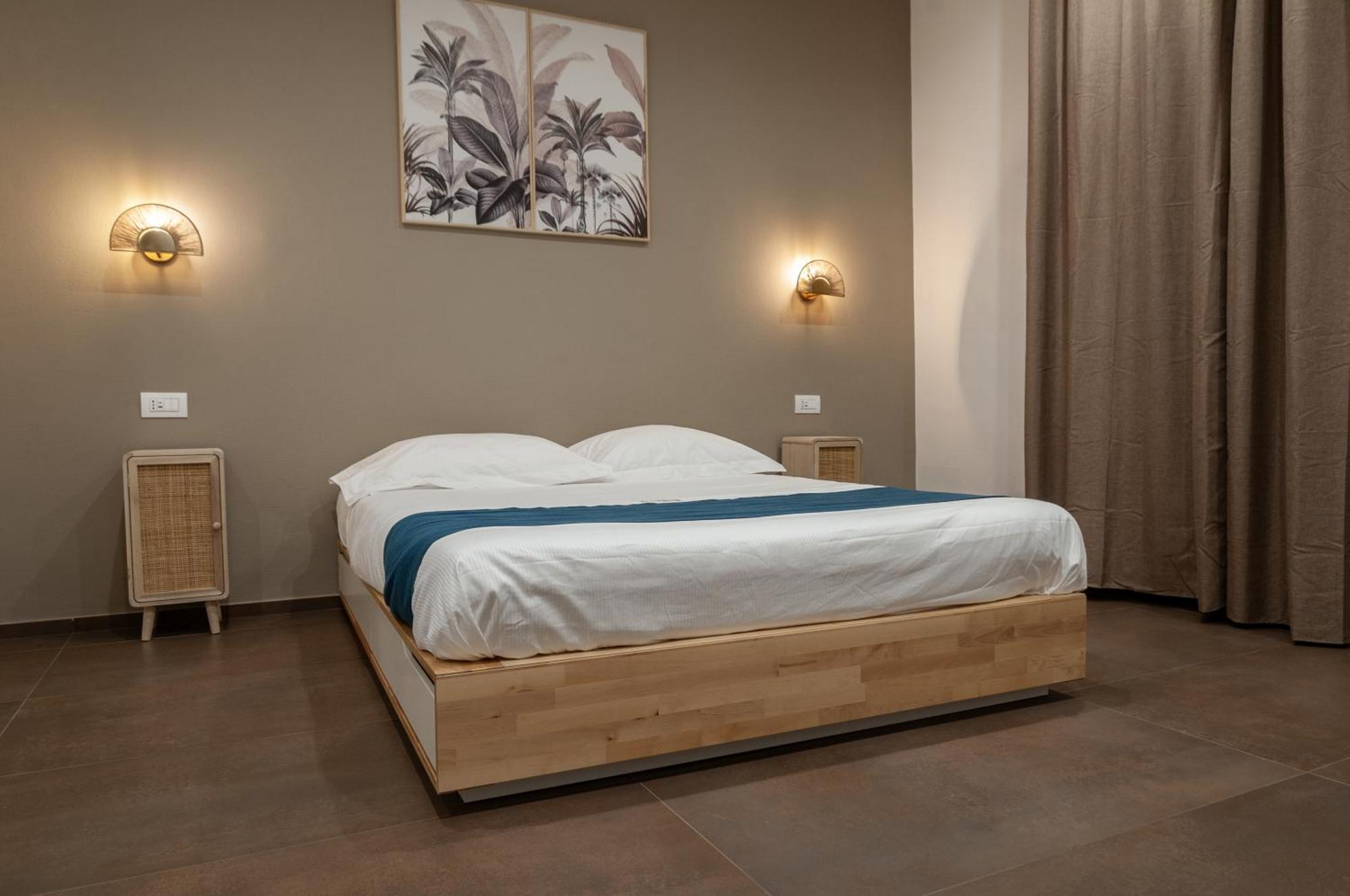 Suite 18 Luxury Apartments Bari Kültér fotó