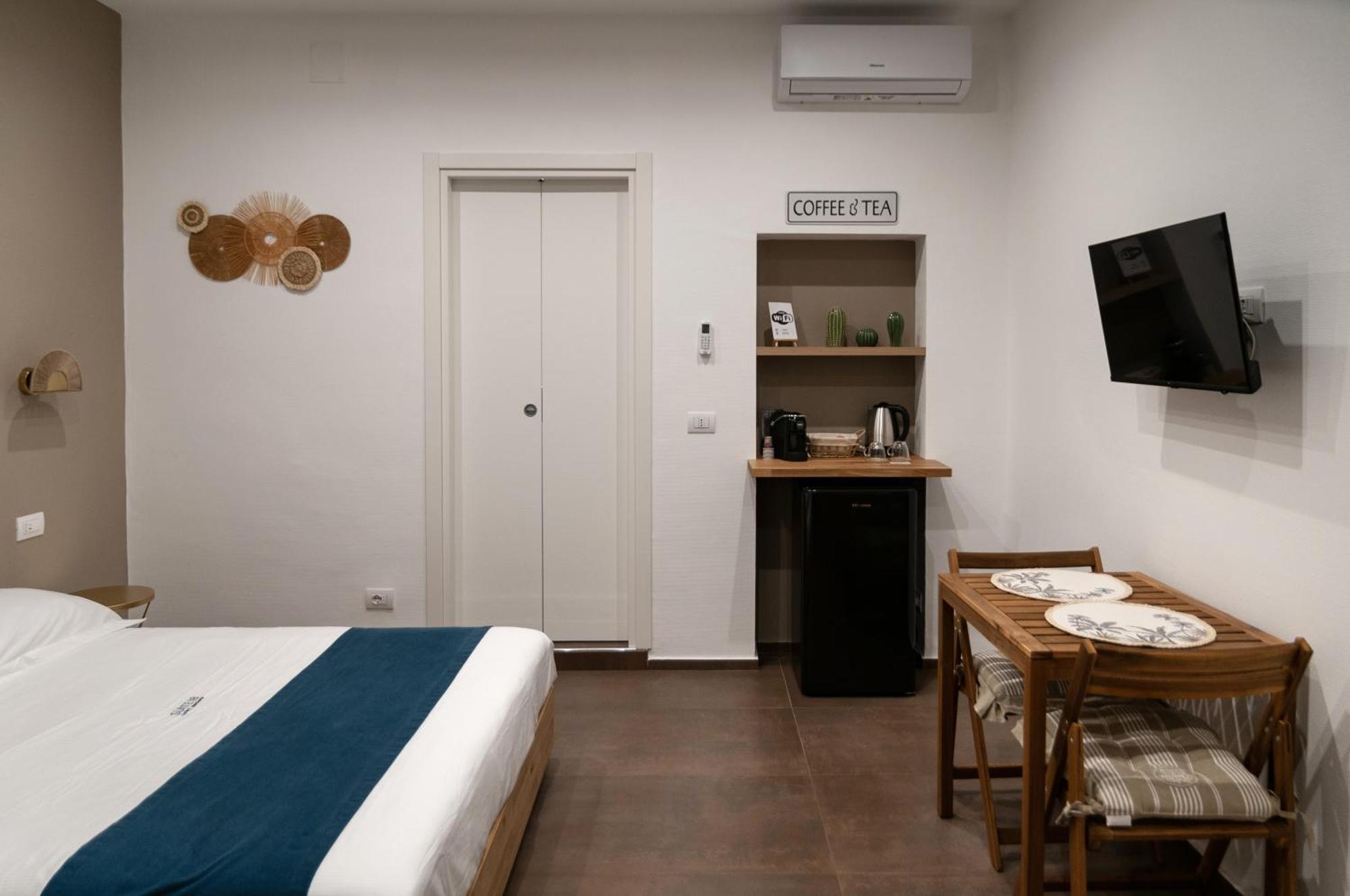 Suite 18 Luxury Apartments Bari Kültér fotó