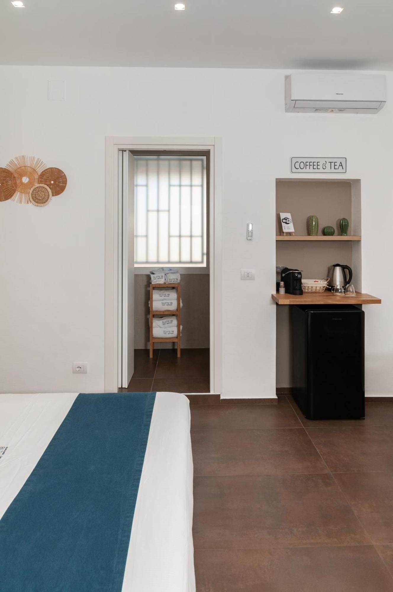 Suite 18 Luxury Apartments Bari Kültér fotó